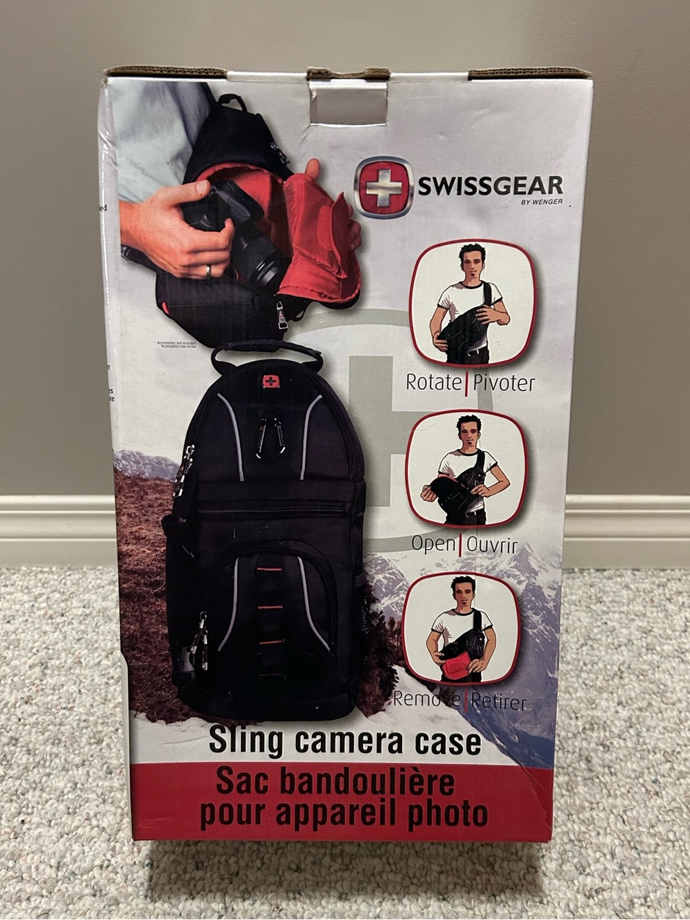 New Swiss Gear Sling Camera Case Black Backpack NIB